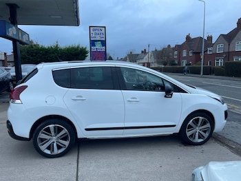 Used Peugeot 3008 2016 for sale - 77490024: Photo
