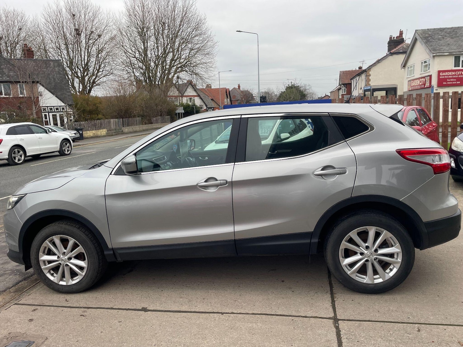Used Nissan Qashqai 2017 for sale - 77490078: Photo 6