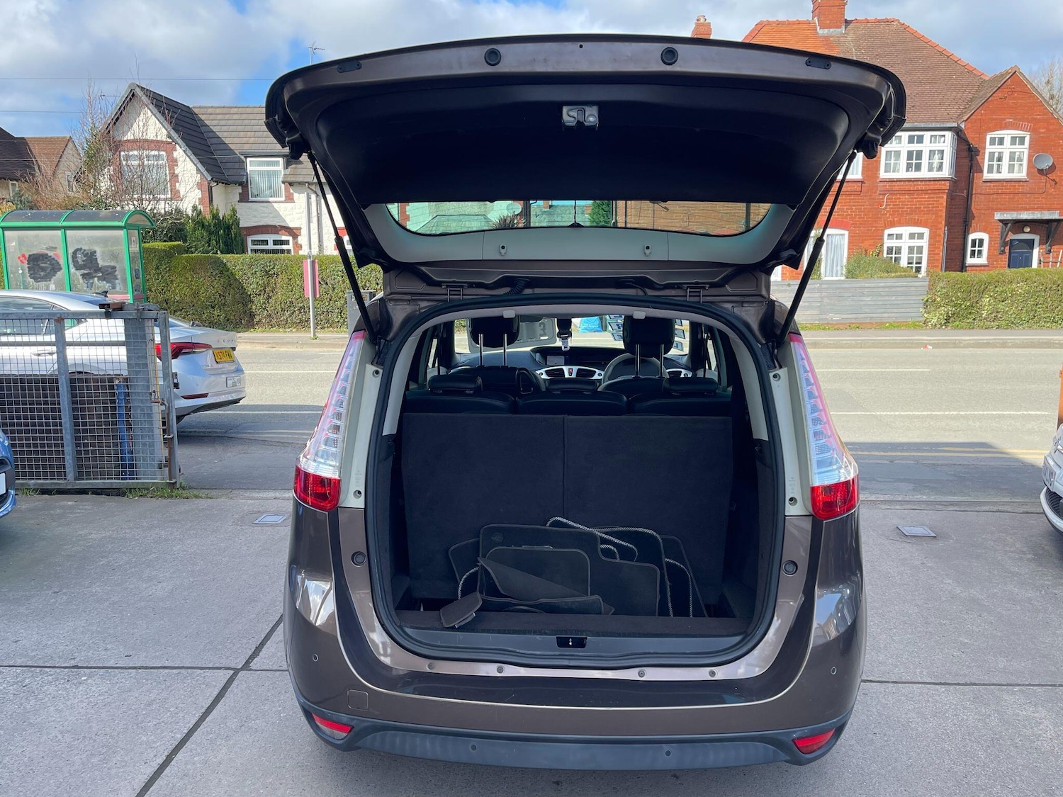 Used Renault Grand Scenic 2010 for sale - 77838747: Photo 14