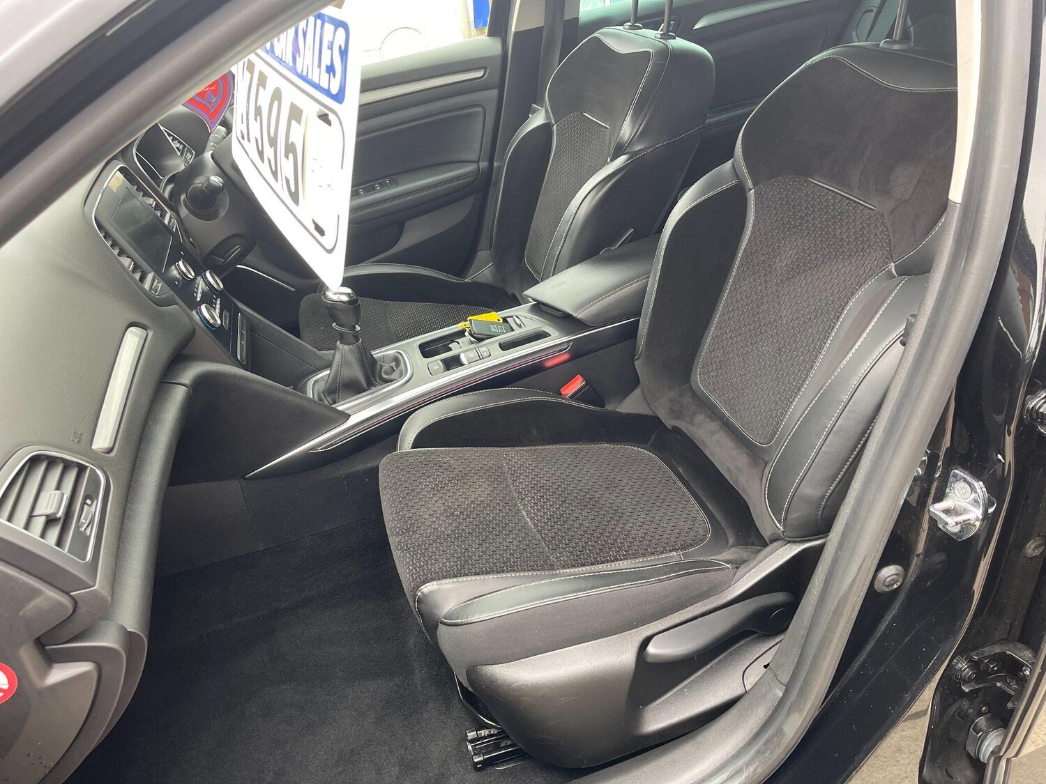 Used Renault Megane 2017 for sale - 77908927: Photo 23