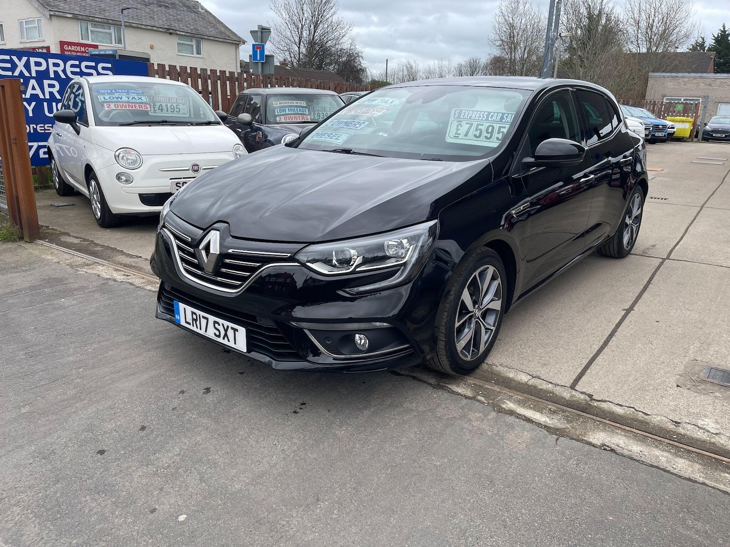 Used Renault Megane 2017 for sale - 77908927: Photo 4