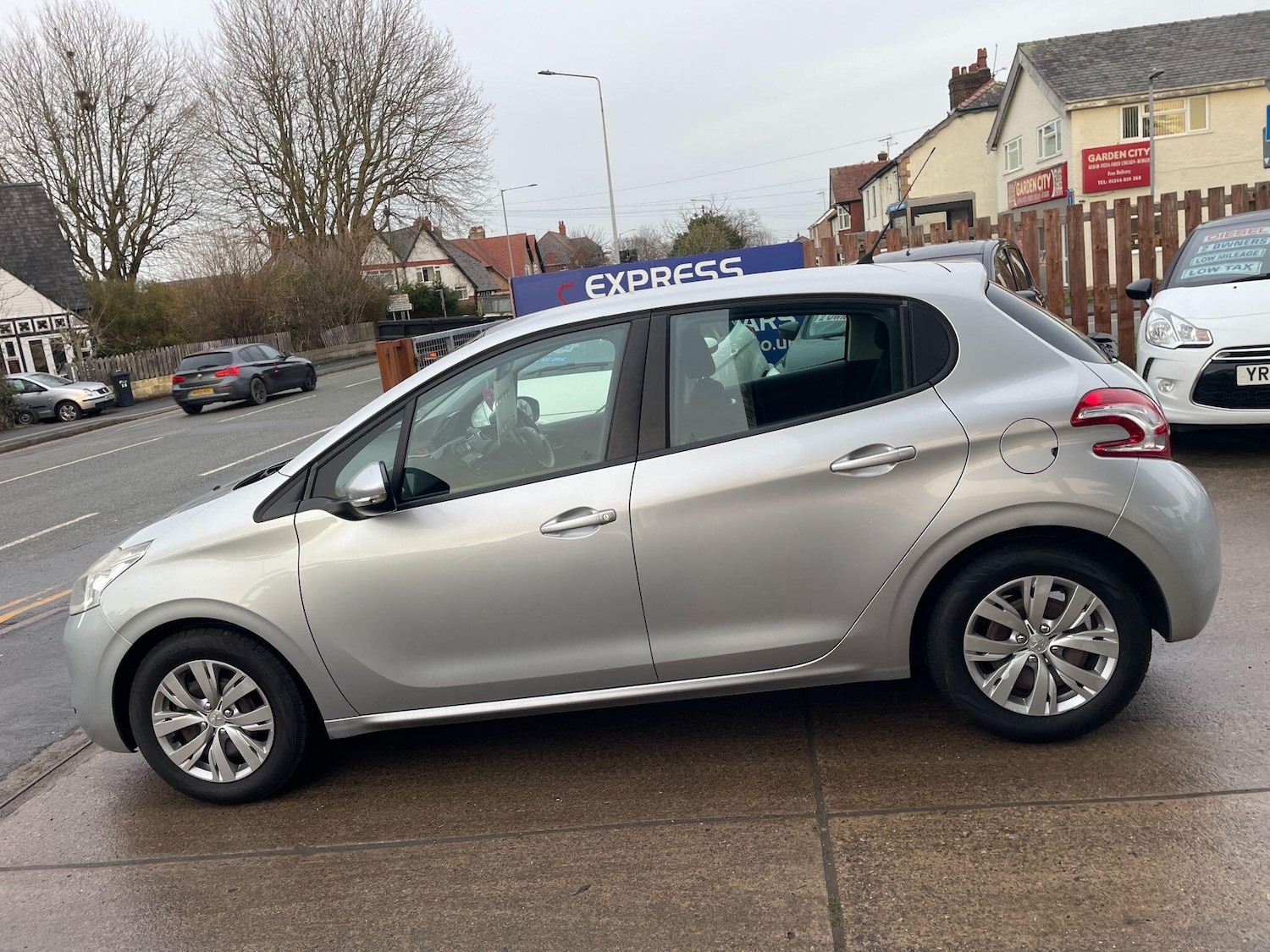 Used Peugeot 208 for sale - 77490066: Photo 5