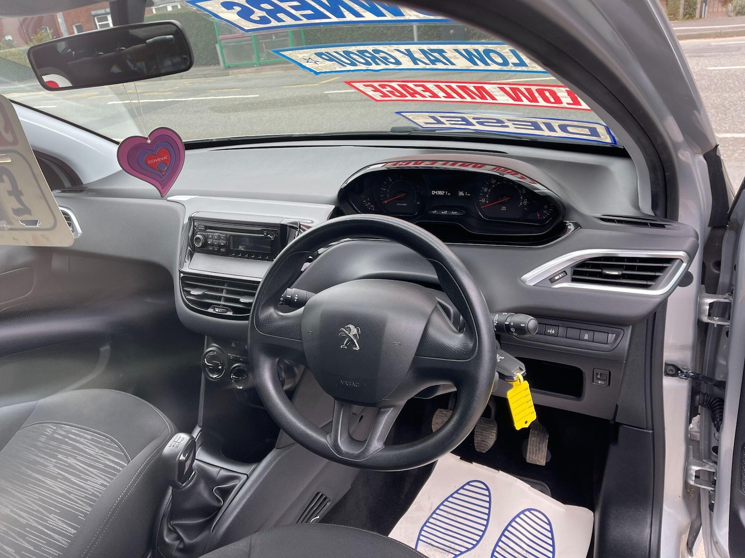 Used Peugeot 208 for sale - 77490066: Photo 6