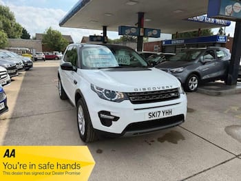 Used Land Rover Discovery Sport 2017 for sale - 79645839: Photo