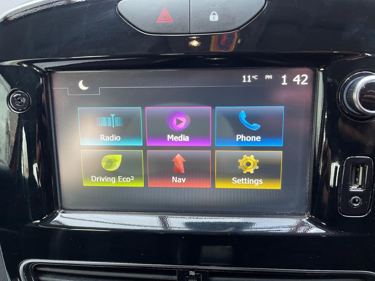 Used Renault Clio 2016 for sale - 77523561: Photo 10