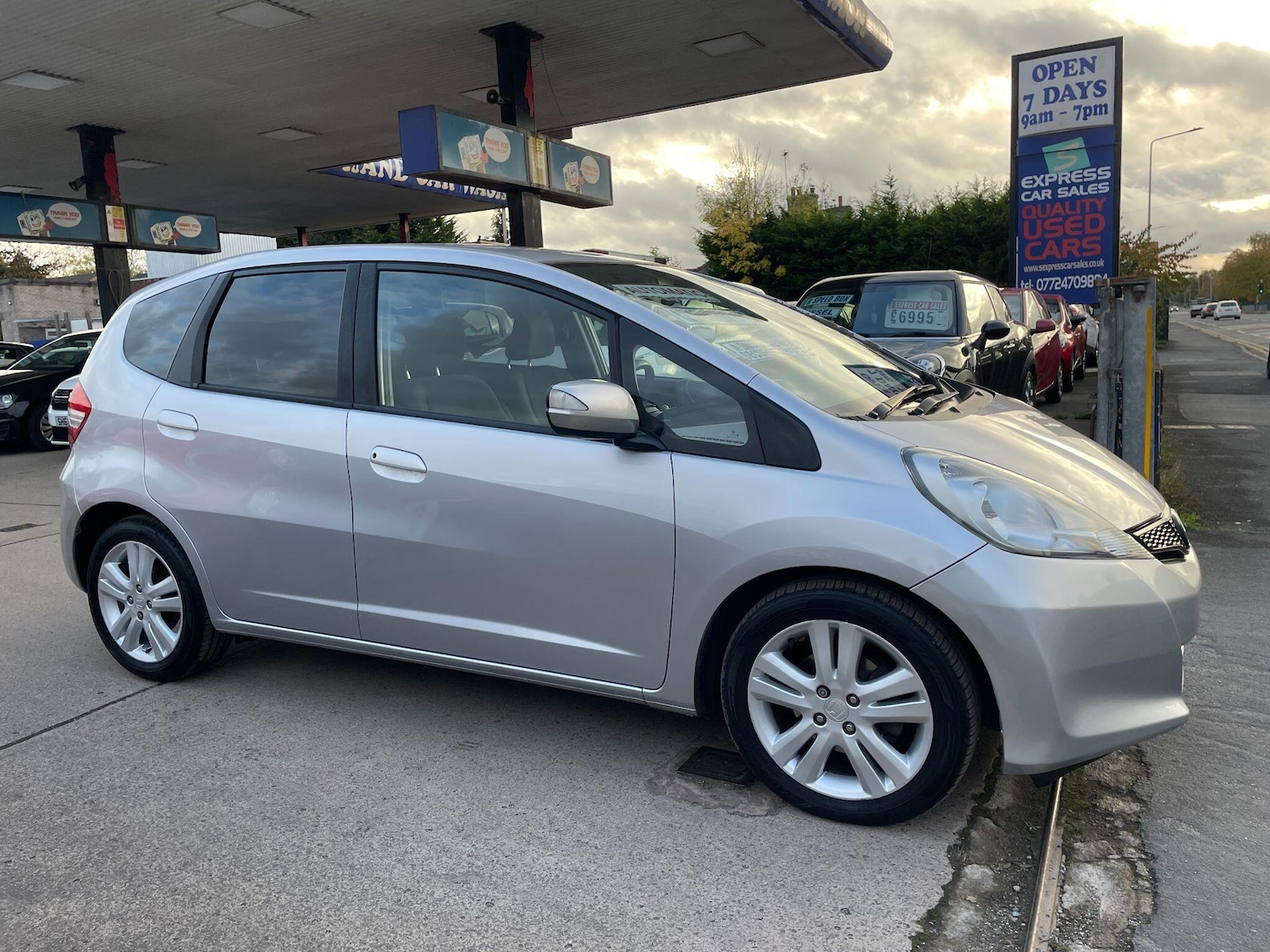 Used Honda Jazz 2014 for sale - 77982589: Photo 3