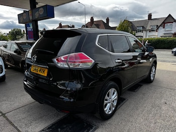 Used Nissan X-Trail 2016 for sale - 79362394: Photo