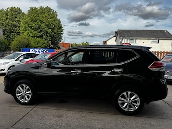 Used Nissan X-Trail 2016 for sale - 79362394: Photo