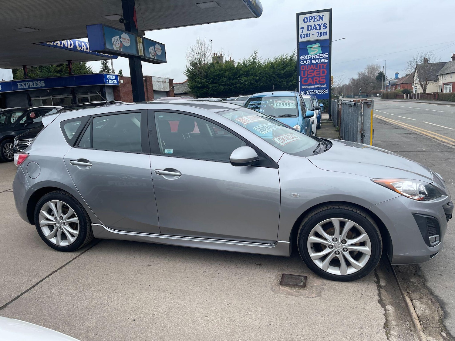 Used Mazda Mazda3 2011 for sale - 77597759: Photo 3