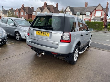 Used Land Rover Freelander 2011 for sale - 78019855: Photo