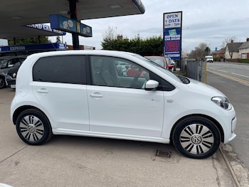 Used Volkswagen up! 2013 for sale - 77993944: Photo