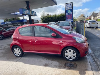 Used Toyota AYGO 2011 for sale - 78232654: Photo