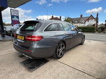 Used Mercedes-Benz E Class 2017 for sale - 79388711: Photo
