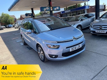 Used Citroen Grand C4 Picasso 2016 for sale - 79452396: Photo