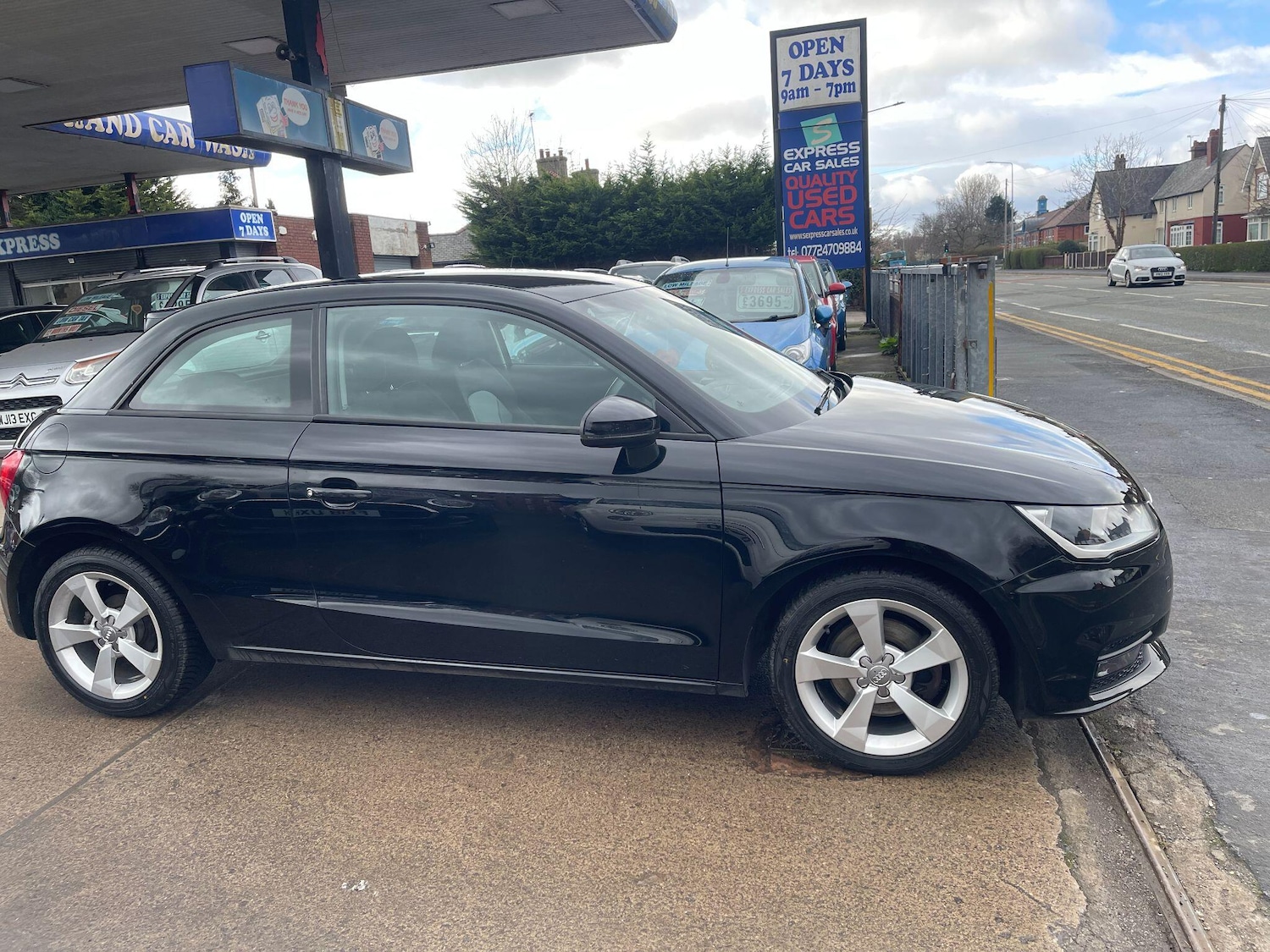 Used Audi A1 2015 for sale - 77883237: Photo 3