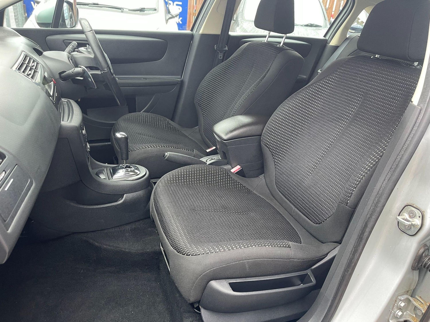 Used Citroen C4 2009 for sale - 77490040: Photo 13