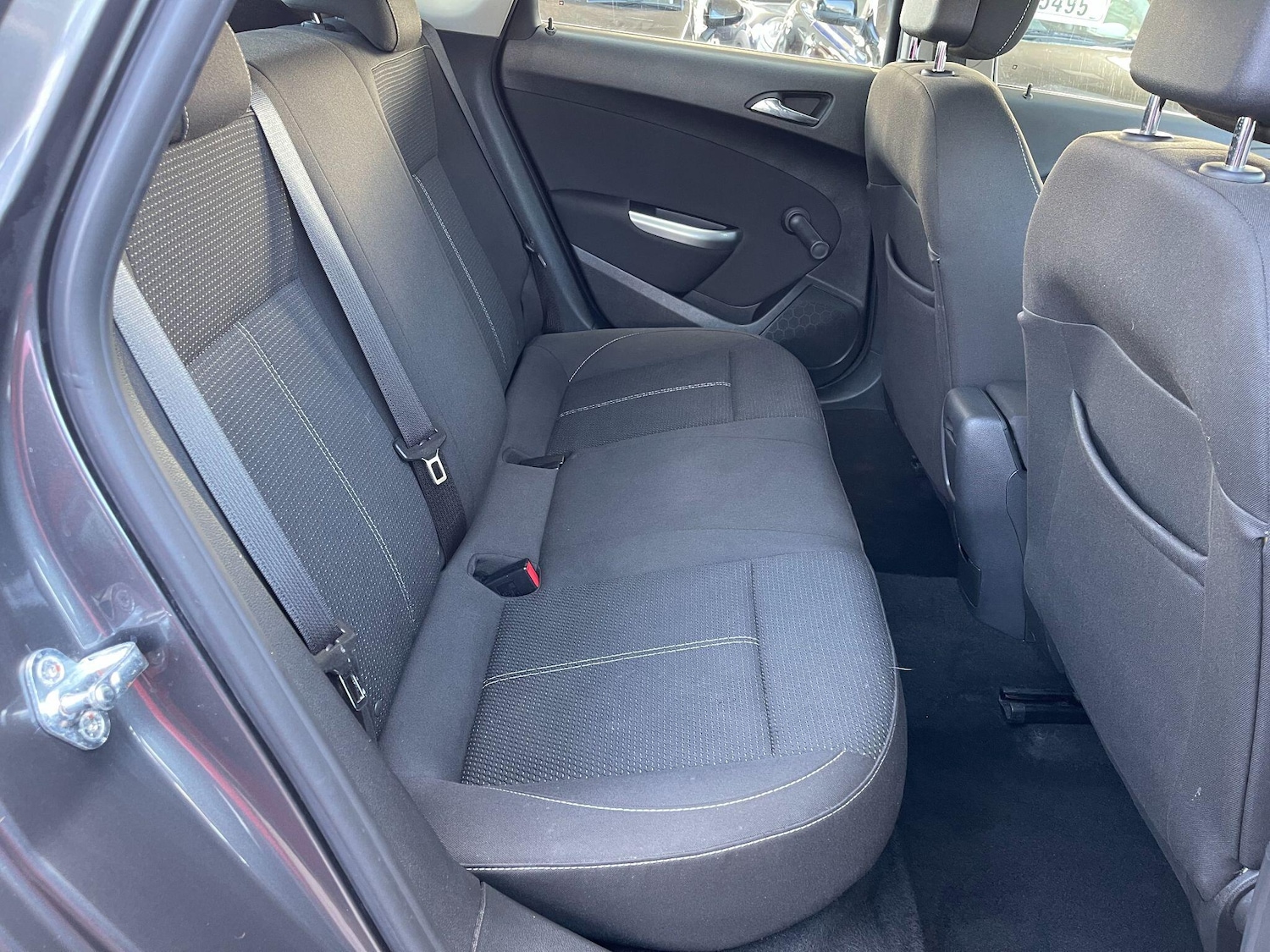 Used Vauxhall Astra 2012 for sale - 78047550: Photo 12