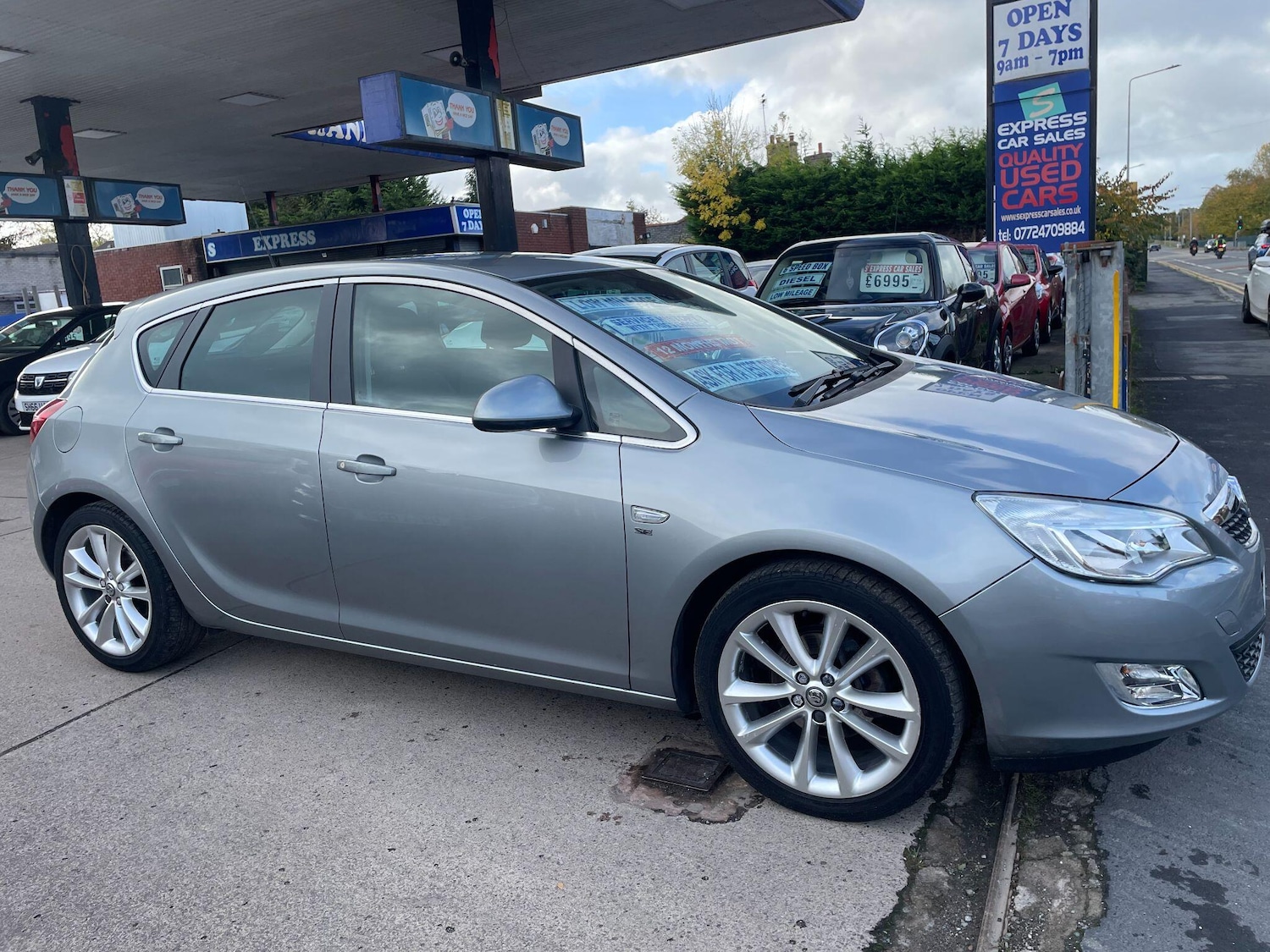 Used Vauxhall Astra for sale - 77490054: Photo 3