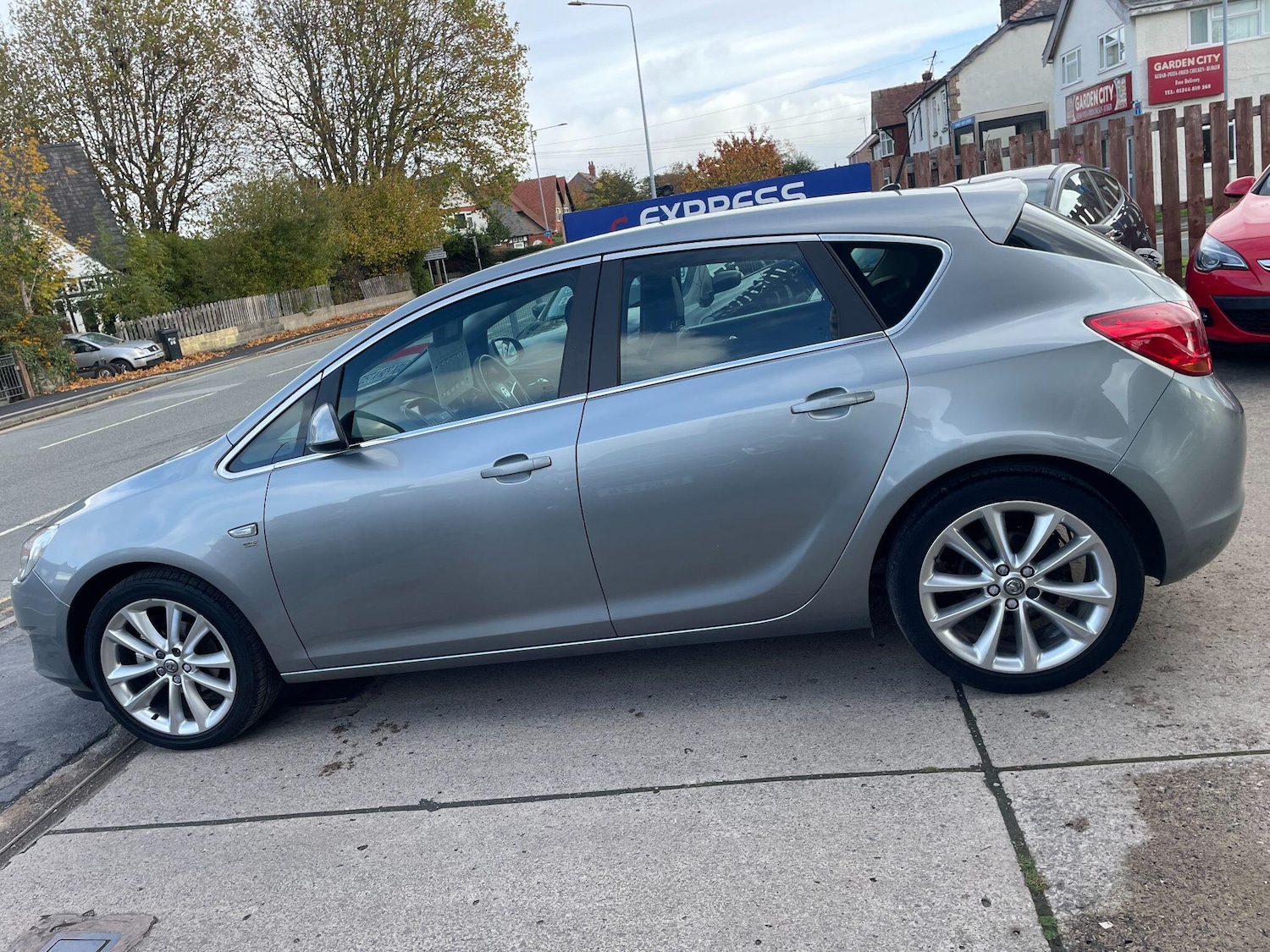 Used Vauxhall Astra for sale - 77490054: Photo 6