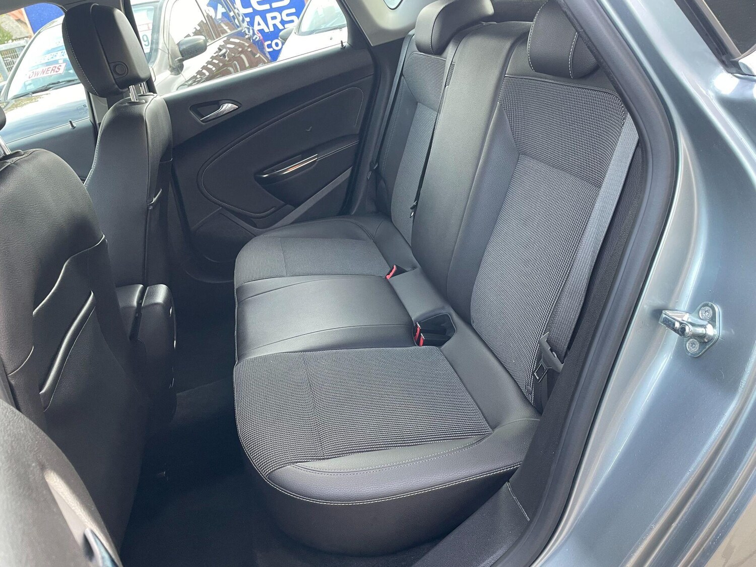 Used Vauxhall Astra for sale - 77490054: Photo 9