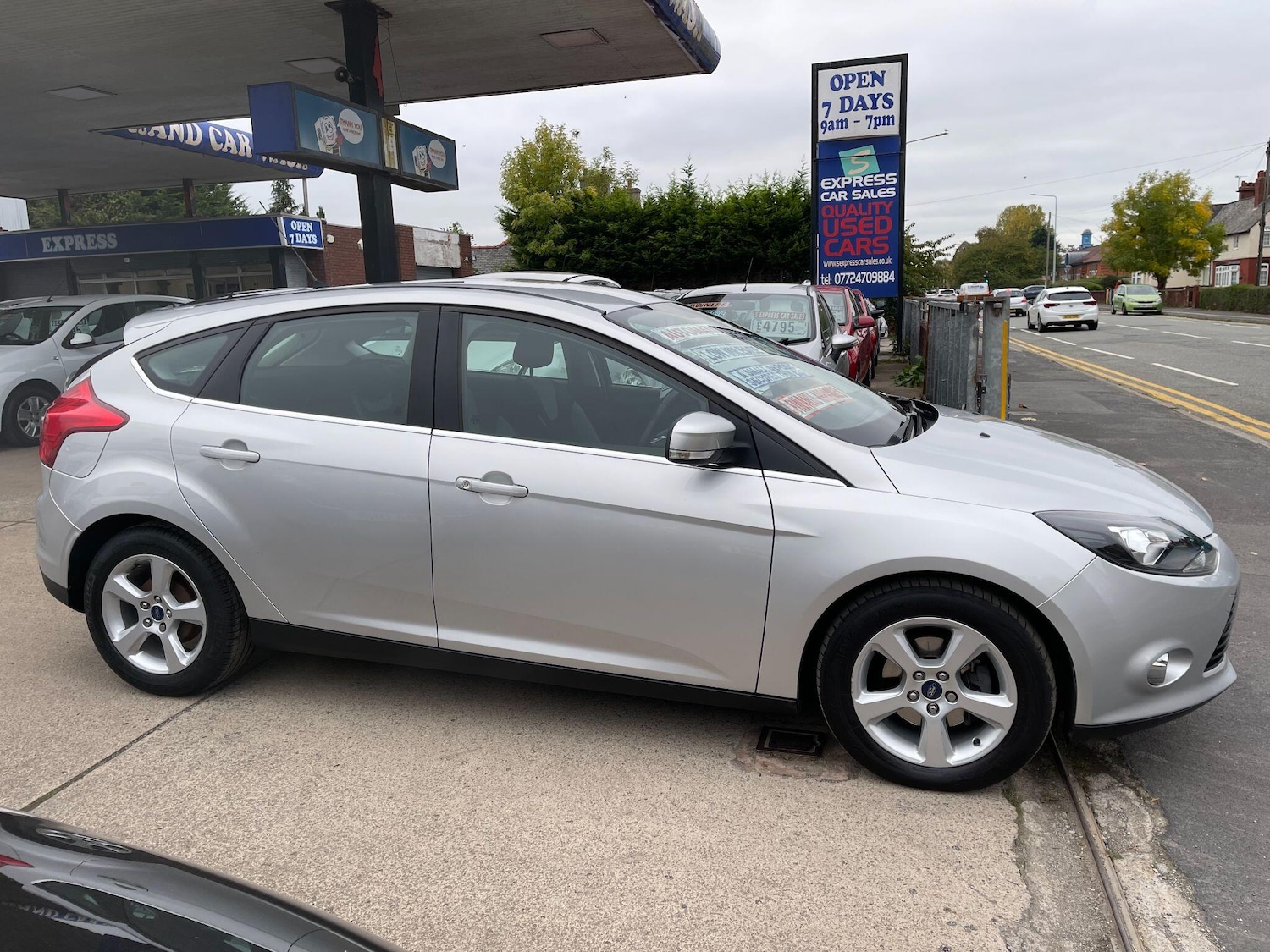 Used Ford Focus for sale - 77490073: Photo 3