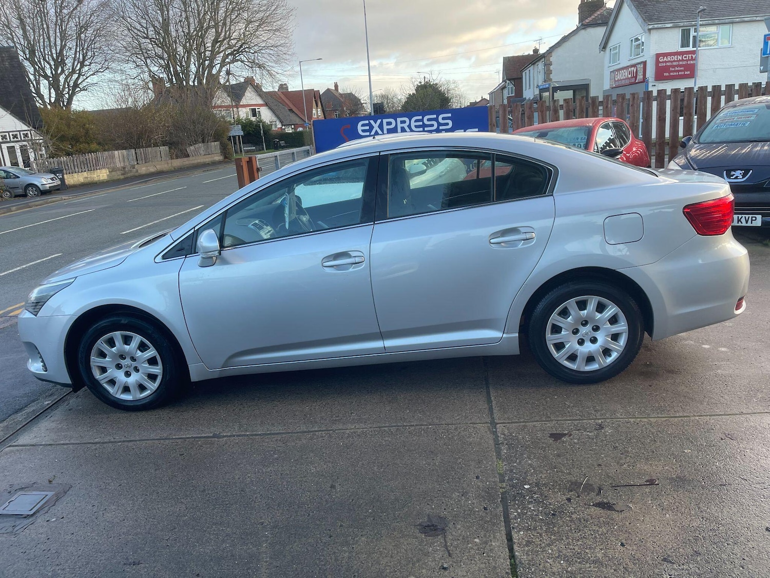 Used Toyota Avensis for sale - 77490072: Photo 5