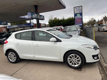 Used Renault Megane 2013 for sale - 78232681: Photo