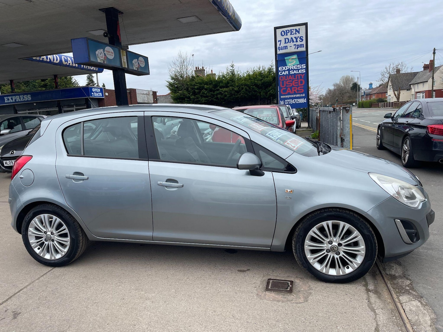 Used Vauxhall Corsa 2012 for sale - 77993775: Photo 3