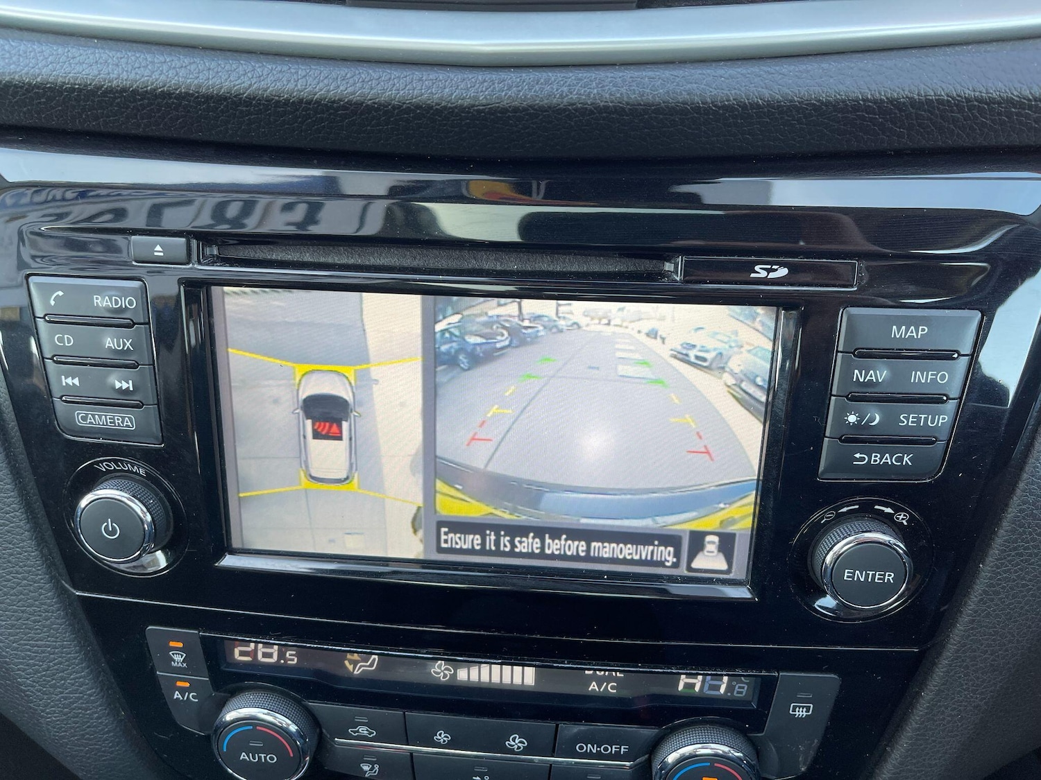 Used Nissan Qashqai 2017 for sale - 77939944: Photo 11