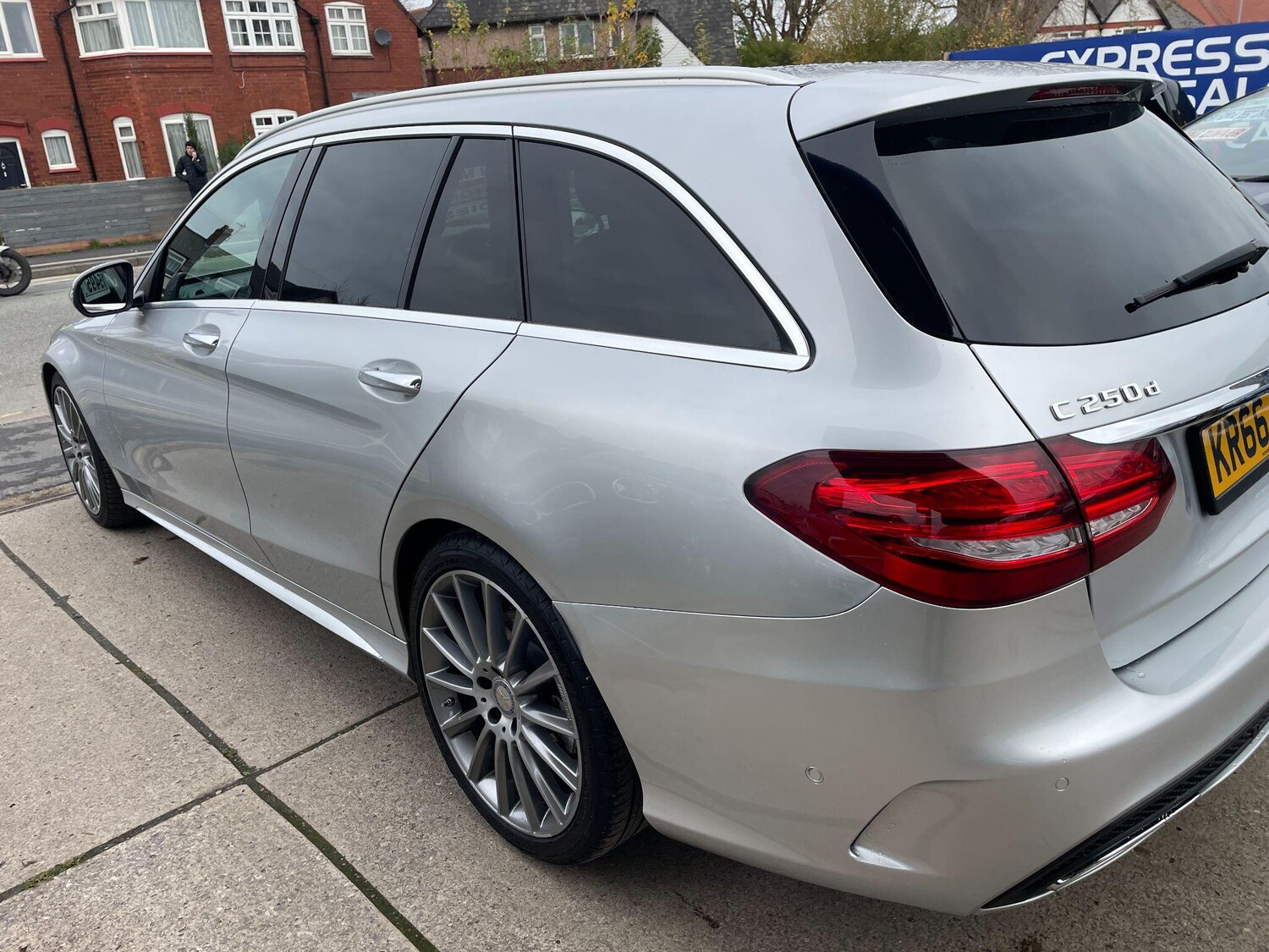 Used Mercedes-Benz C Class 2016 for sale - 77490016: Photo 24
