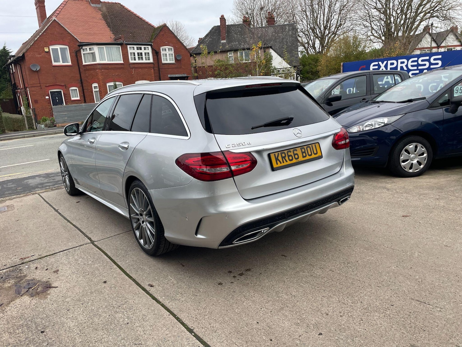 Used Mercedes-Benz C Class 2016 for sale - 77490016: Photo 5