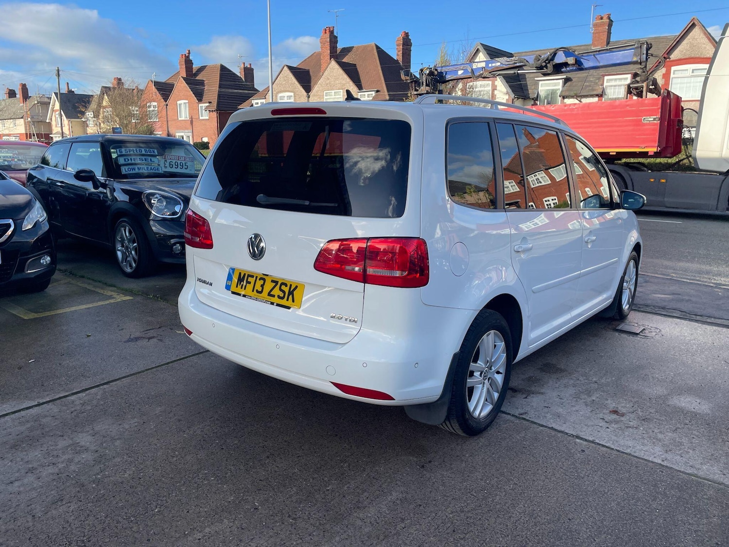 Used Volkswagen Touran for sale - 77490031: Photo 2