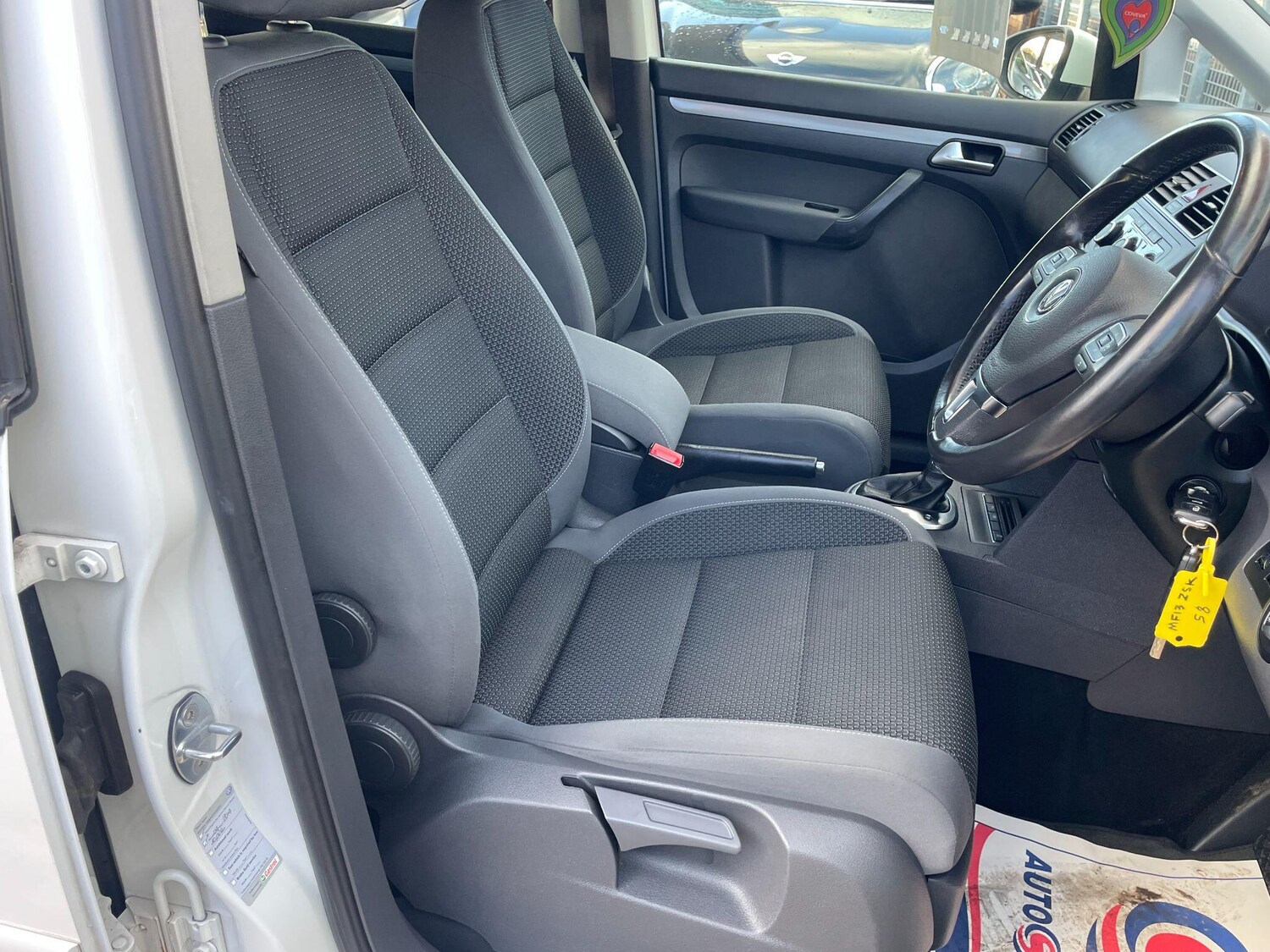 Used Volkswagen Touran for sale - 77490031: Photo 30