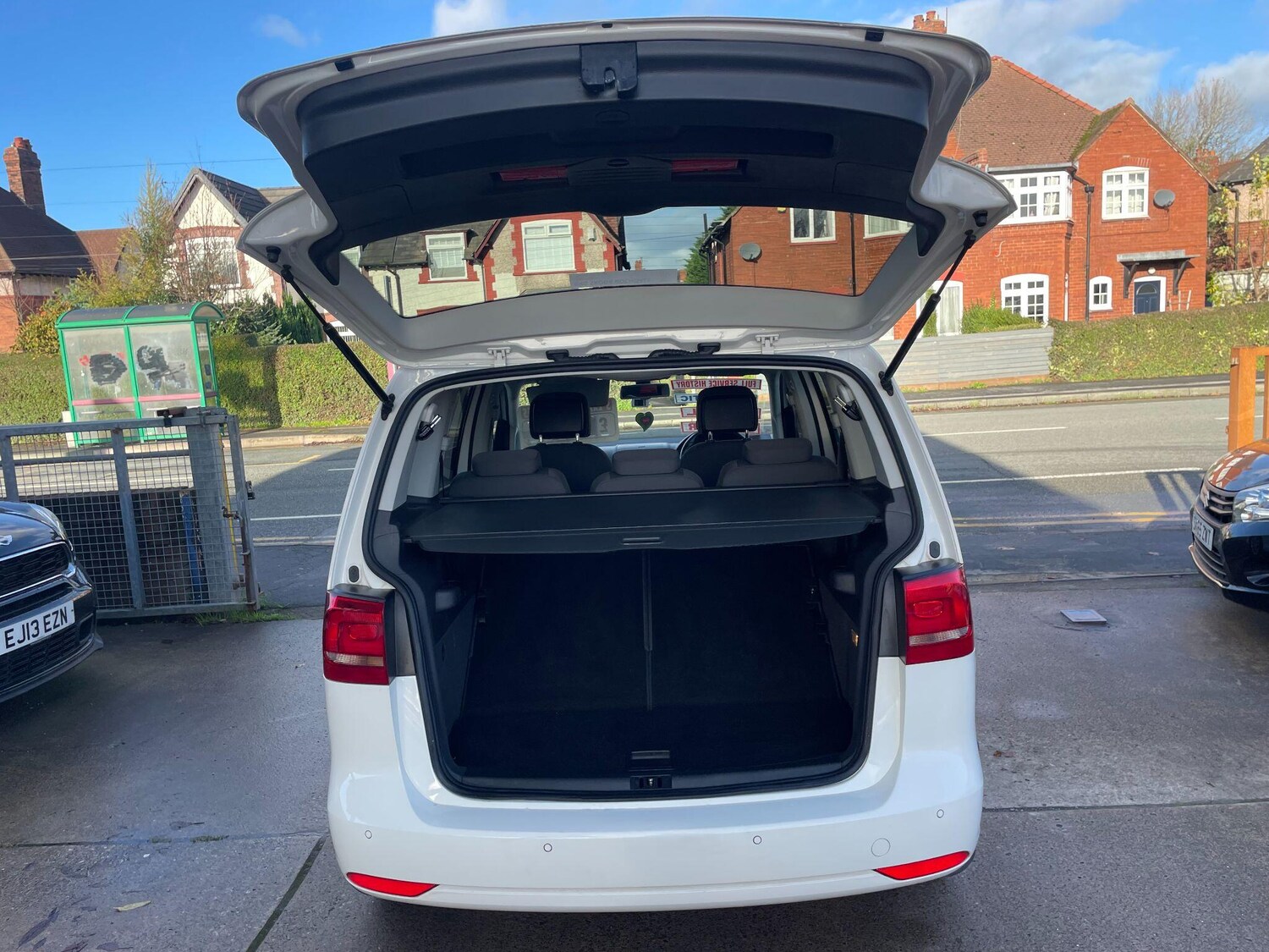 Used Volkswagen Touran for sale - 77490031: Photo 33