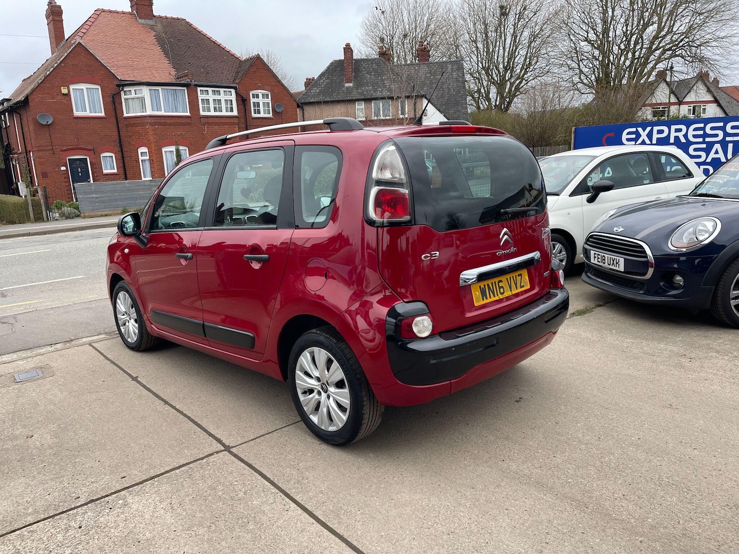 Used Citroen C3 Picasso 2016 for sale - 77722663: Photo 5