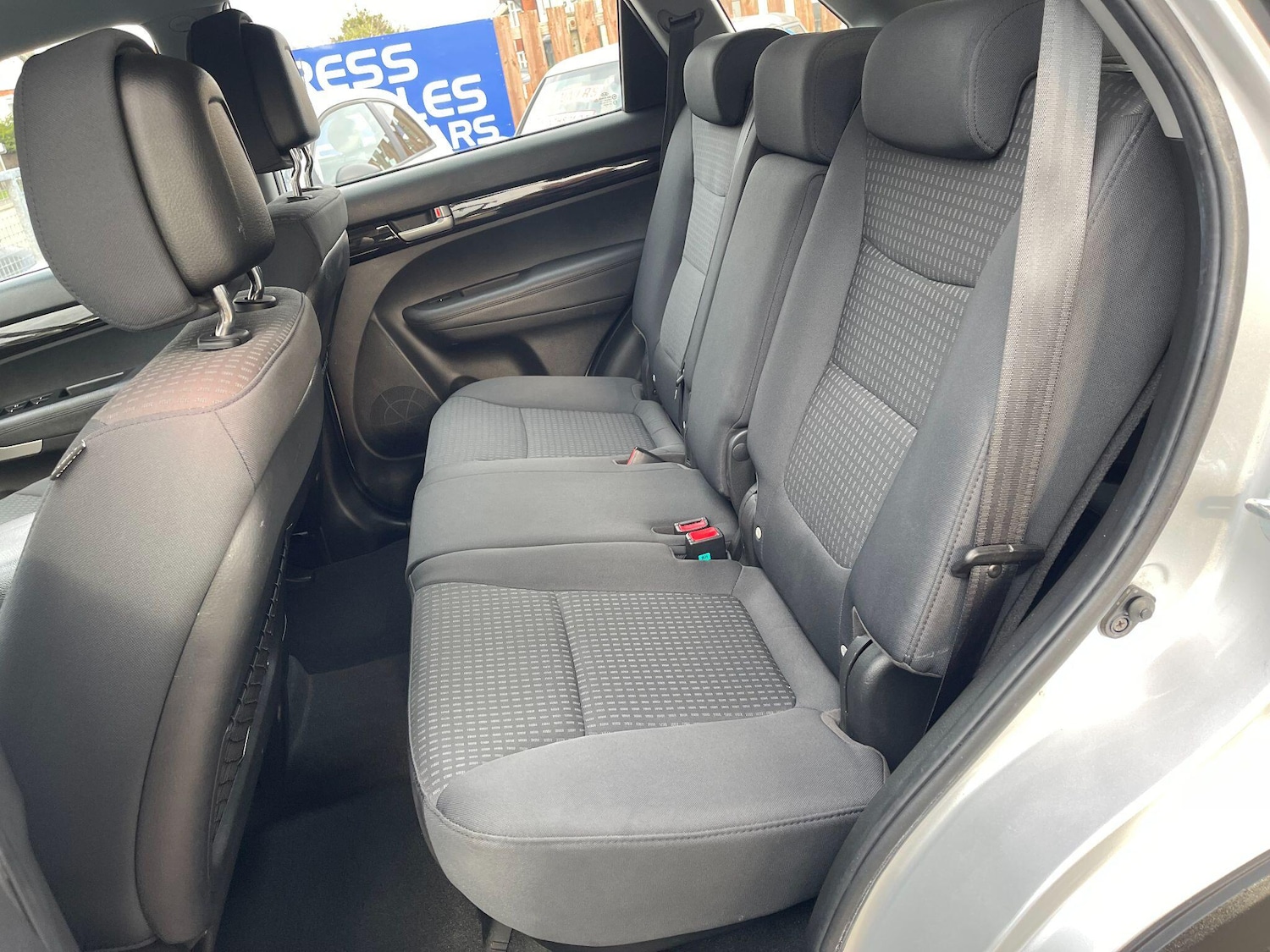 Used Kia Sorento 2010 for sale - 77808101: Photo 13