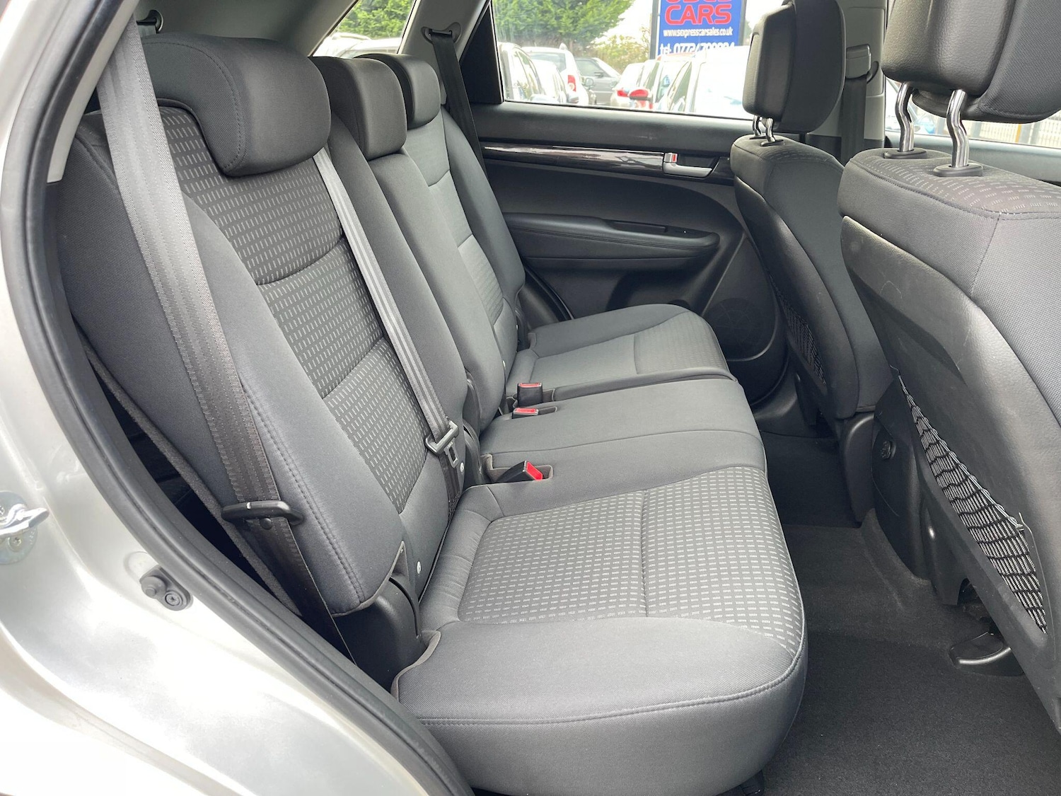 Used Kia Sorento 2010 for sale - 77808101: Photo 28