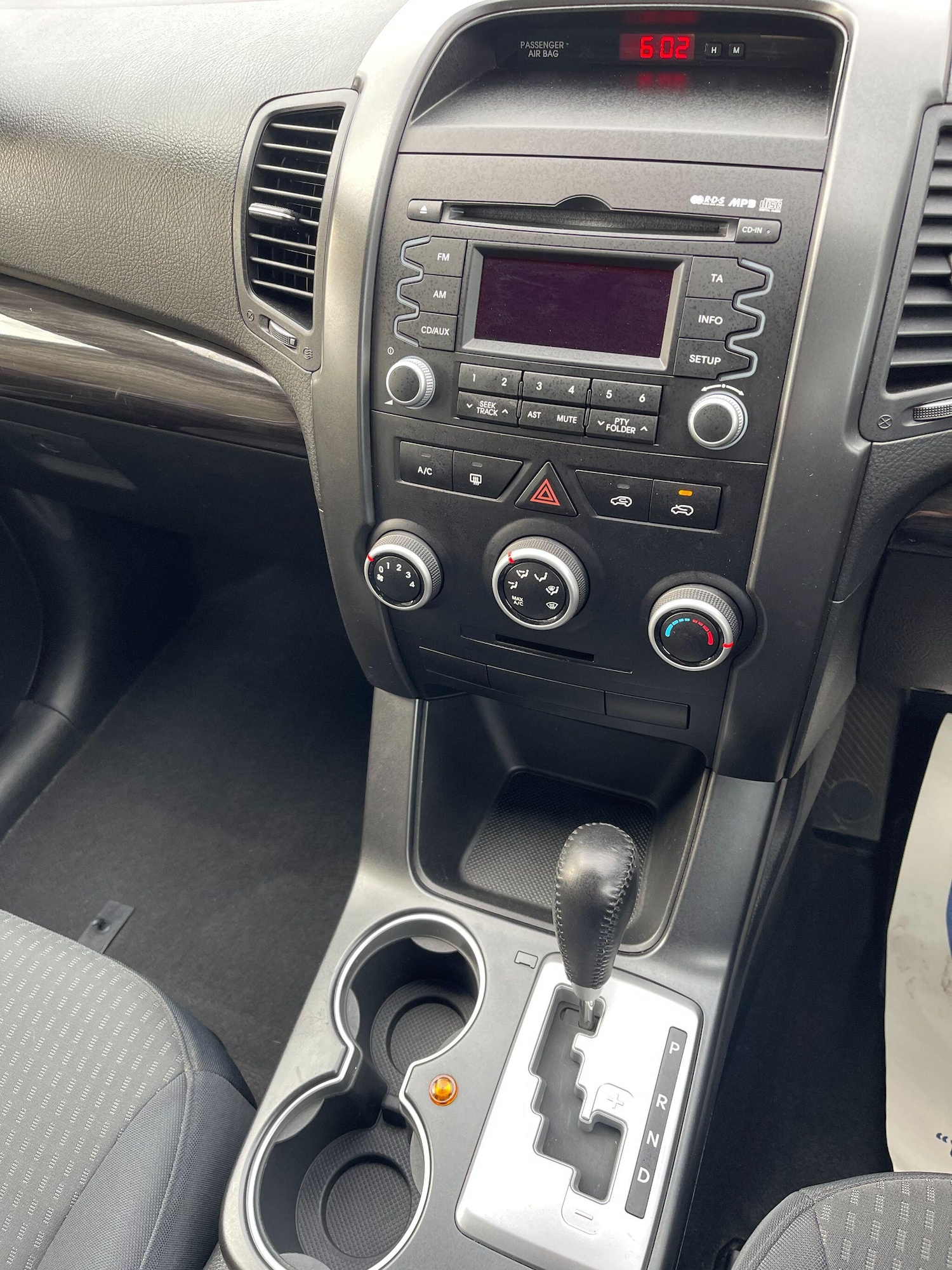 Used Kia Sorento 2010 for sale - 77808101: Photo 7