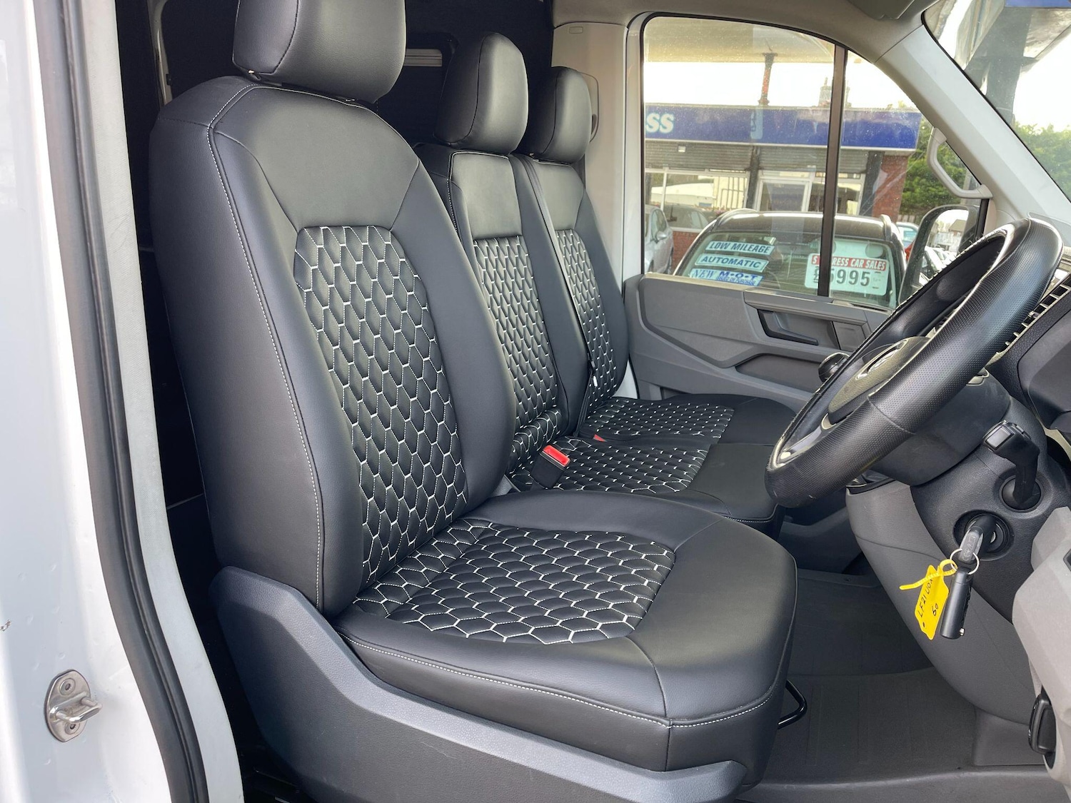 Used Volkswagen Campervan for sale - 78047472: Photo 11