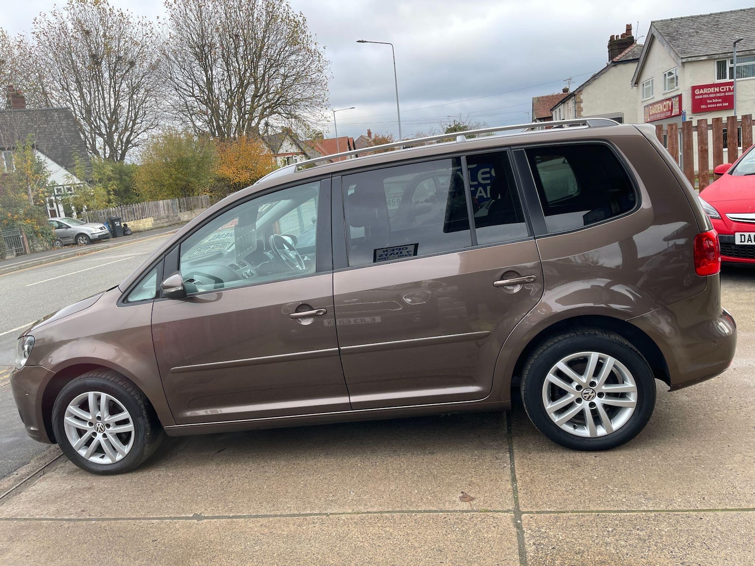 Used Volkswagen Touran for sale - 77490025: Photo 6