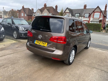 Used Volkswagen Touran 2012 for sale - 78232657: Photo