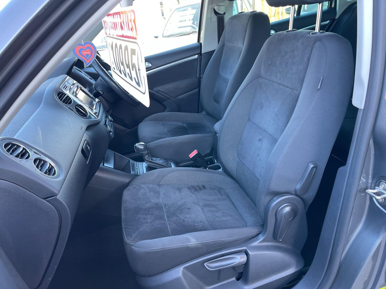 Used Volkswagen Tiguan for sale - 77490015: Photo 10