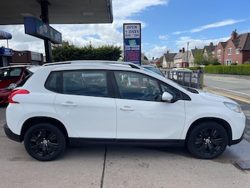 Used Peugeot 2008 2013 for sale - 78232660: Photo