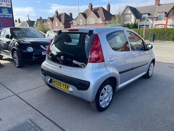 Used Peugeot 107 2009 for sale - 78232655: Photo