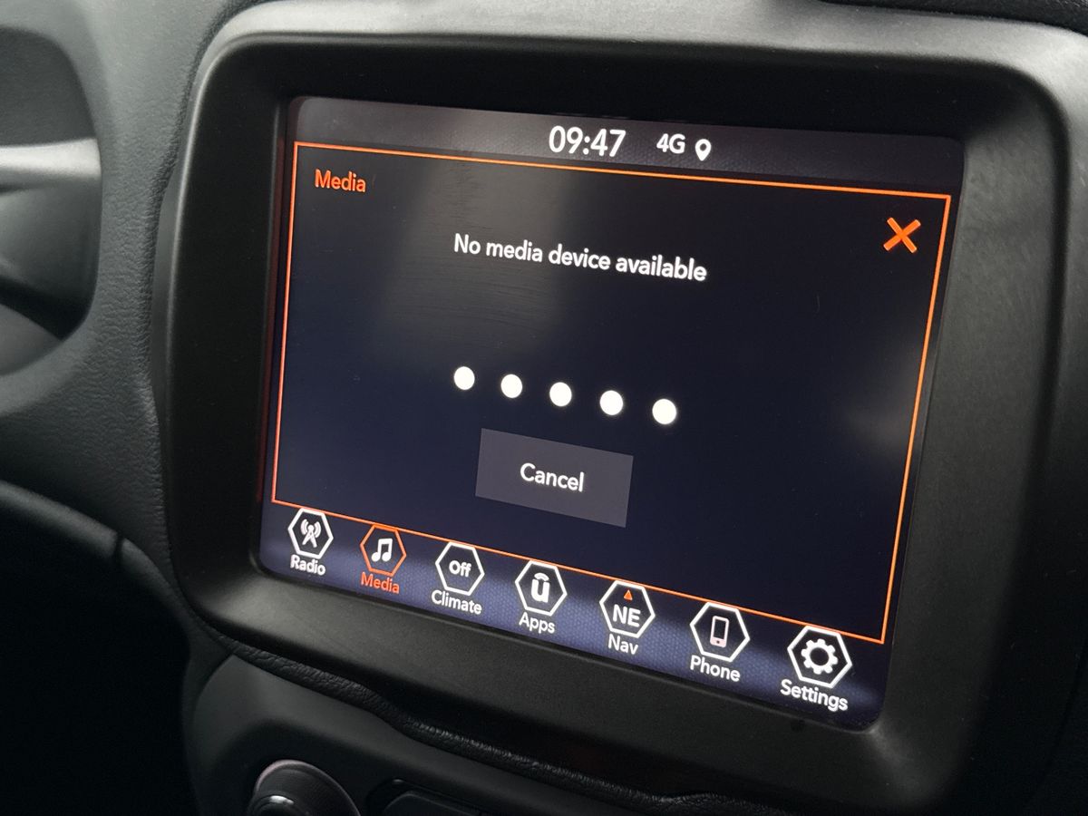 Used Jeep Renegade 2022 for sale - 77884695: Photo 21