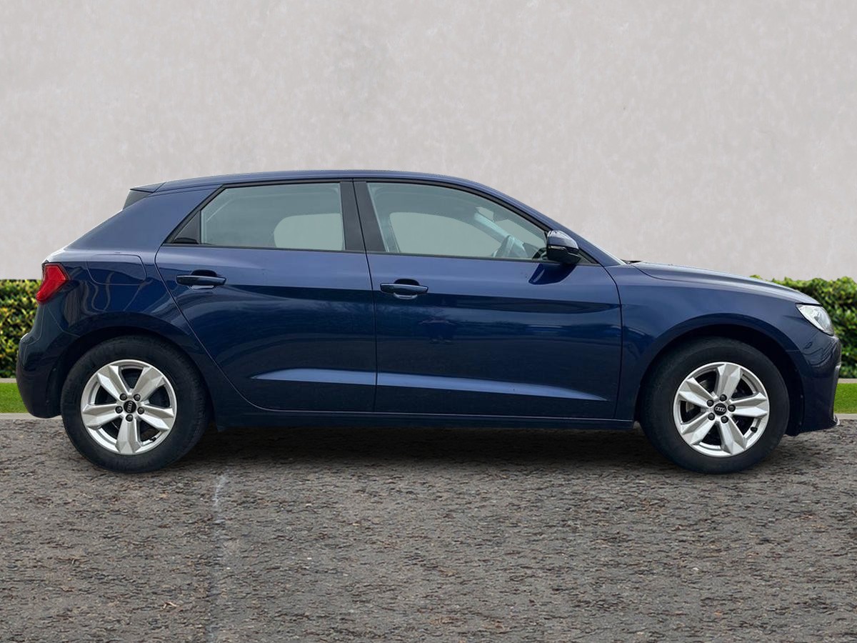 Used Audi A1 2023 for sale - 77884705: Photo 2