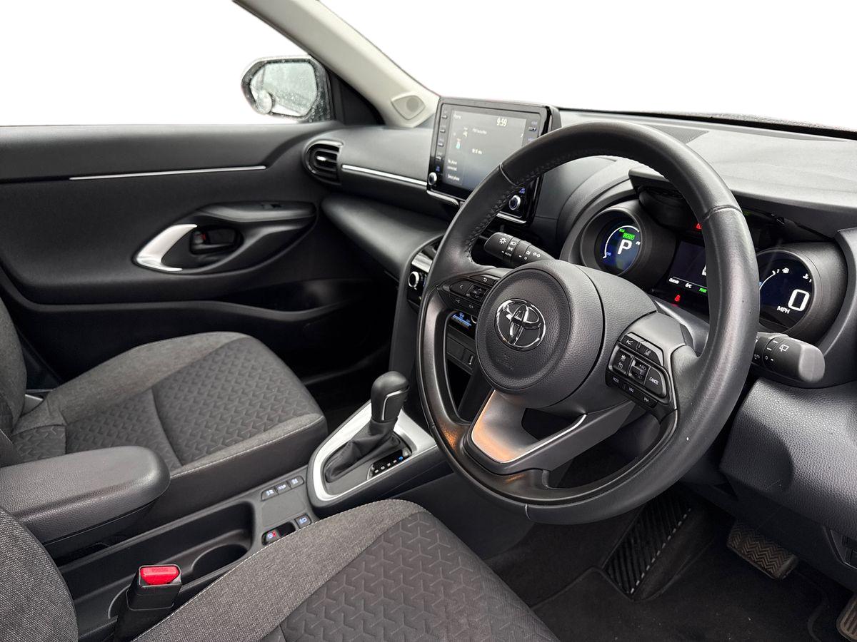 Used Toyota Yaris Cross 2023 for sale - 77877442: Photo 11