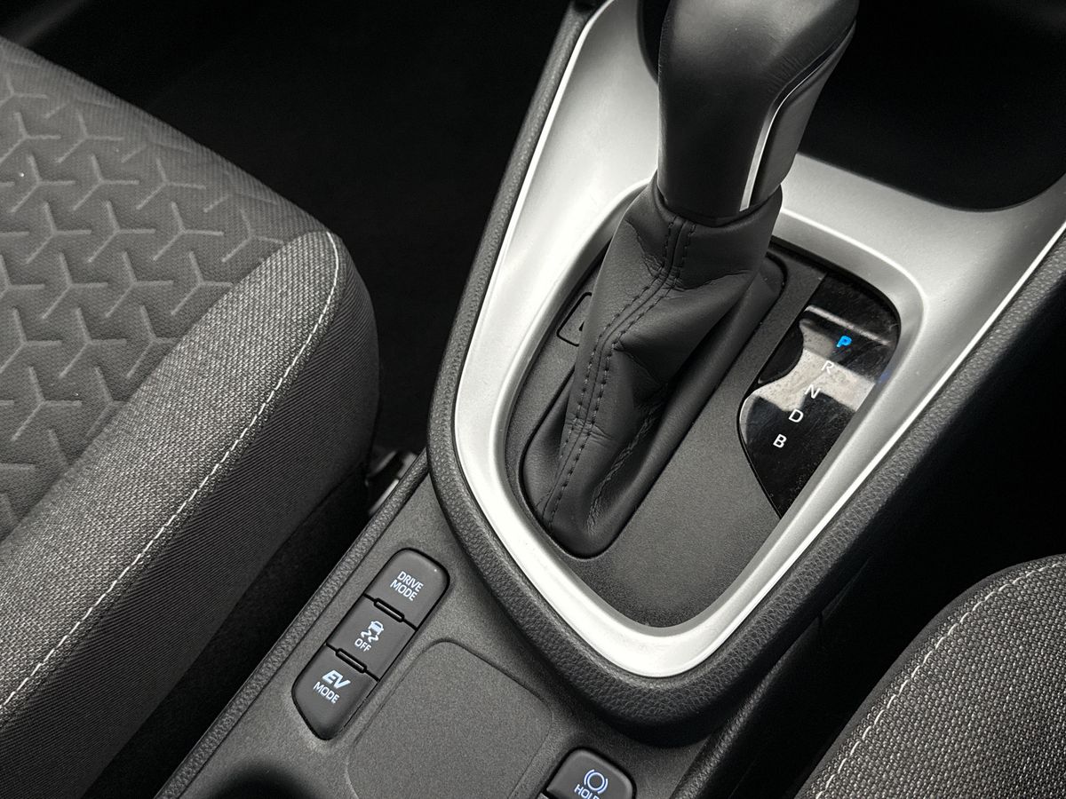 Used Toyota Yaris Cross 2023 for sale - 77877442: Photo 15