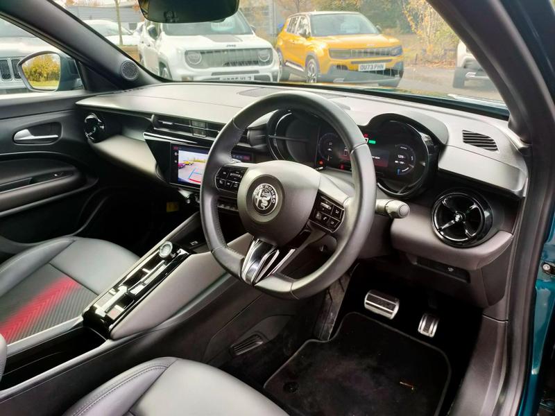 Used Alfa Romeo Junior 2024 for sale - 76888199: Photo 28