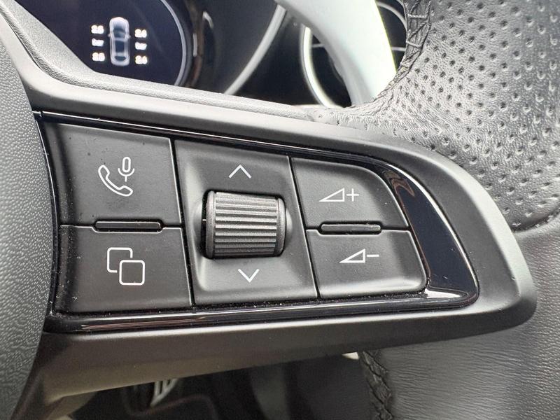 Used Alfa Romeo Giulia 2023 for sale - 76888168: Photo 17